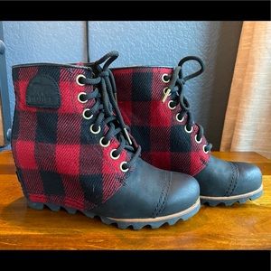 Sorel Lace Up Wedge